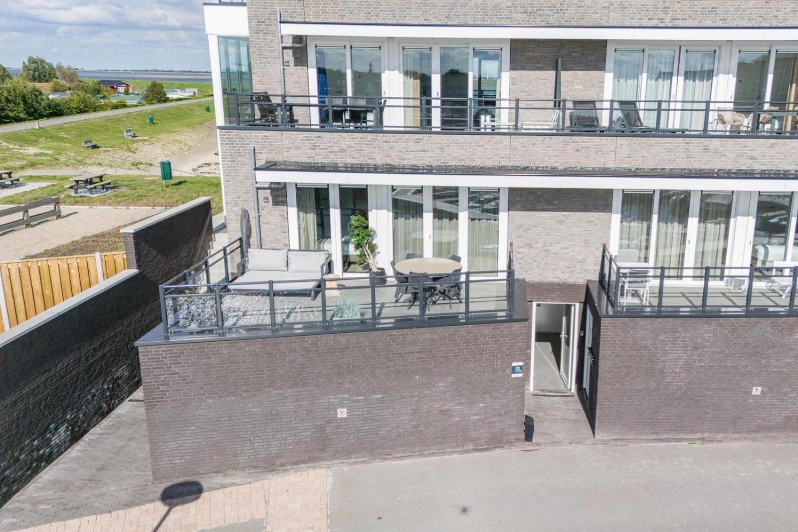 Appartement Vista Maris 'somaris' - Havenweg 8-50 | Sint-annaland